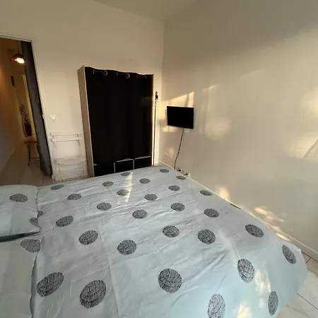 Logement Plein Centre Royan Esterno foto